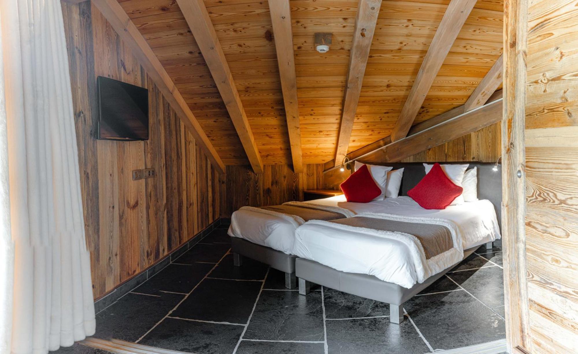 Hotel Alpina & Spa - Restaurant Oxalis Les Gets Exterior photo