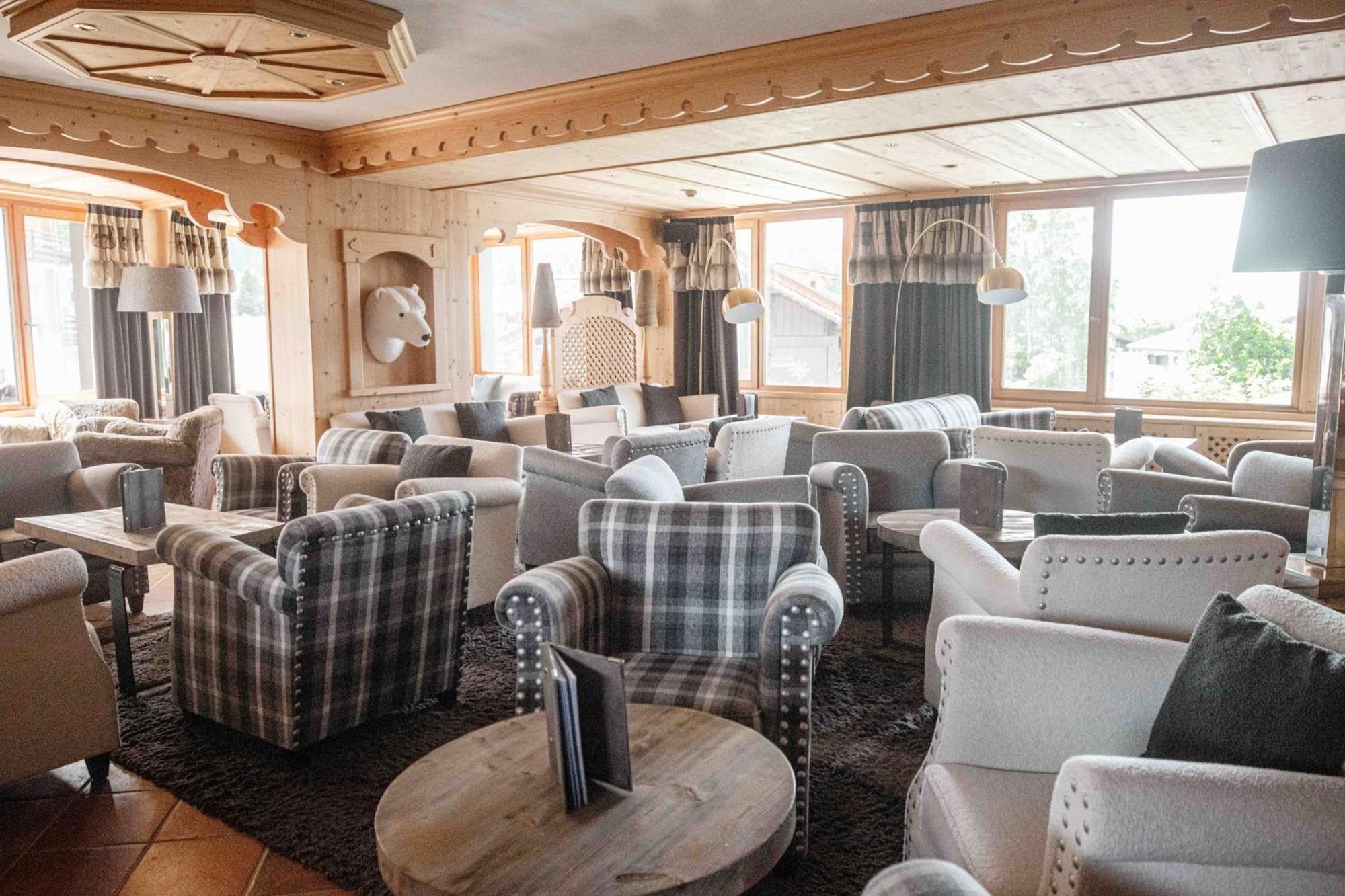 Hotel Alpina & Spa - Restaurant Oxalis Les Gets Exterior photo