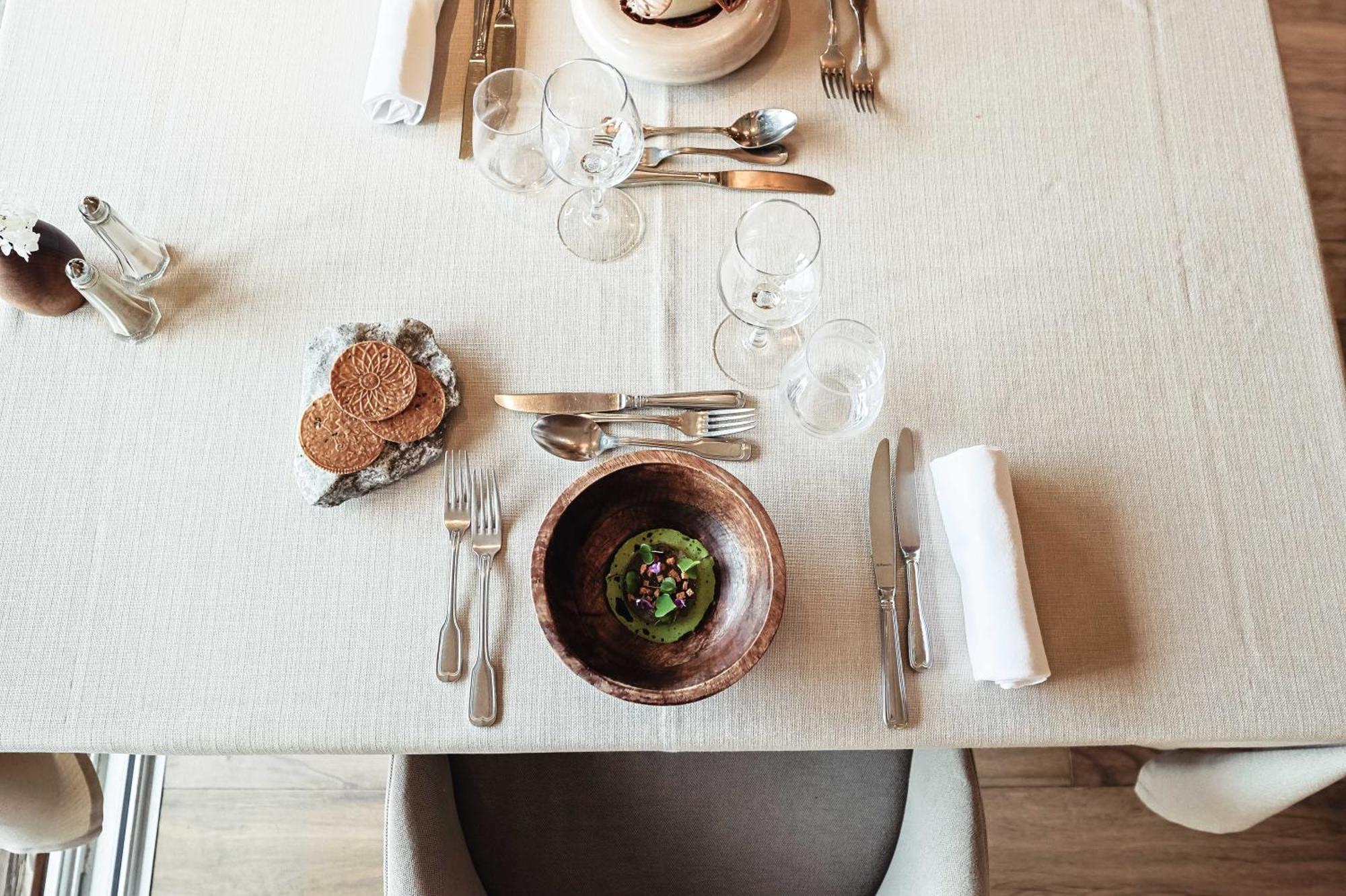 Hotel Alpina & Spa - Restaurant Oxalis Les Gets Exterior photo