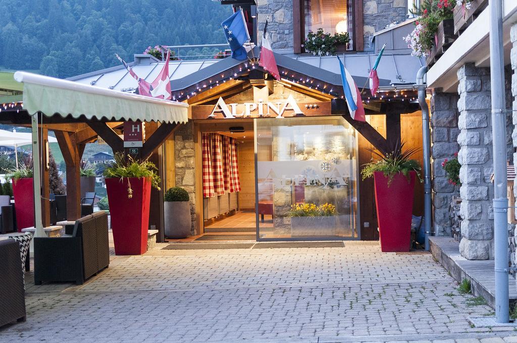 Hotel Alpina & Spa - Restaurant Oxalis Les Gets Exterior photo